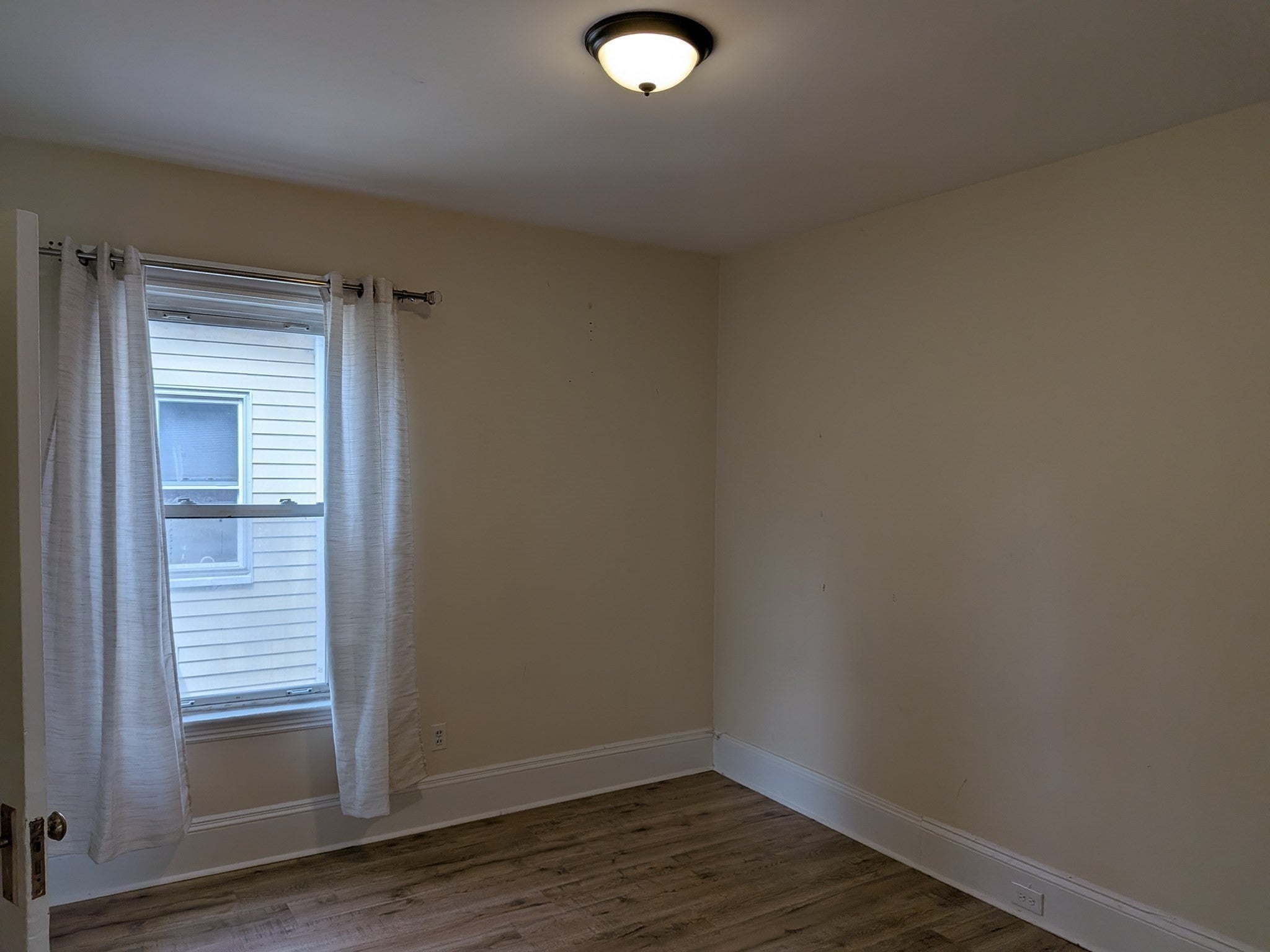 14 Glenwood Ave #2, Cambridge, MA Photo #12