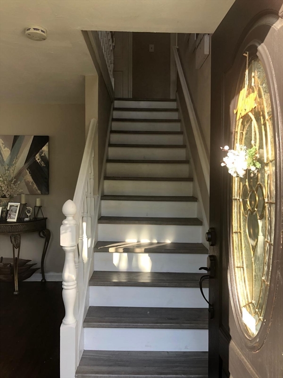 219 Fernwood Dr