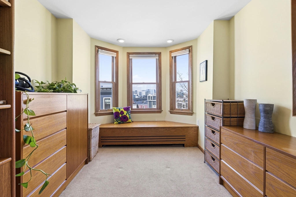 419 E 3rd St, Boston, MA Photo #12