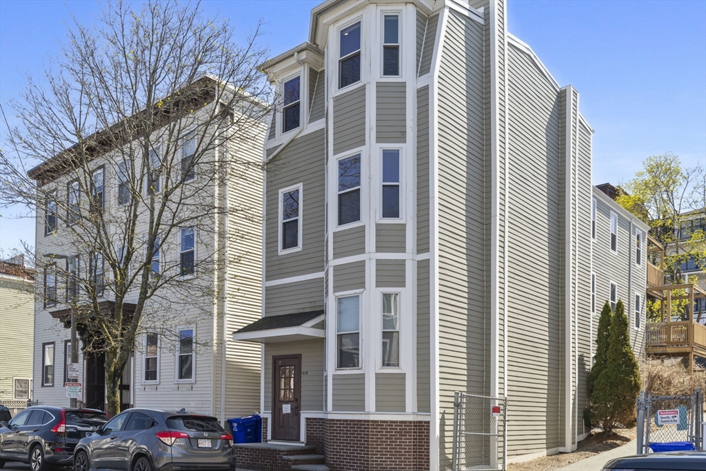 419 E 3rd St, Boston, MA Photo #2