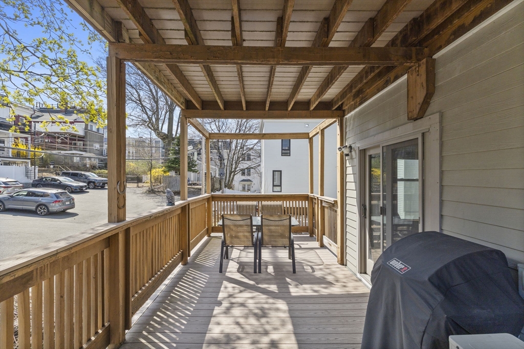419 E 3rd St, Boston, MA Photo #29