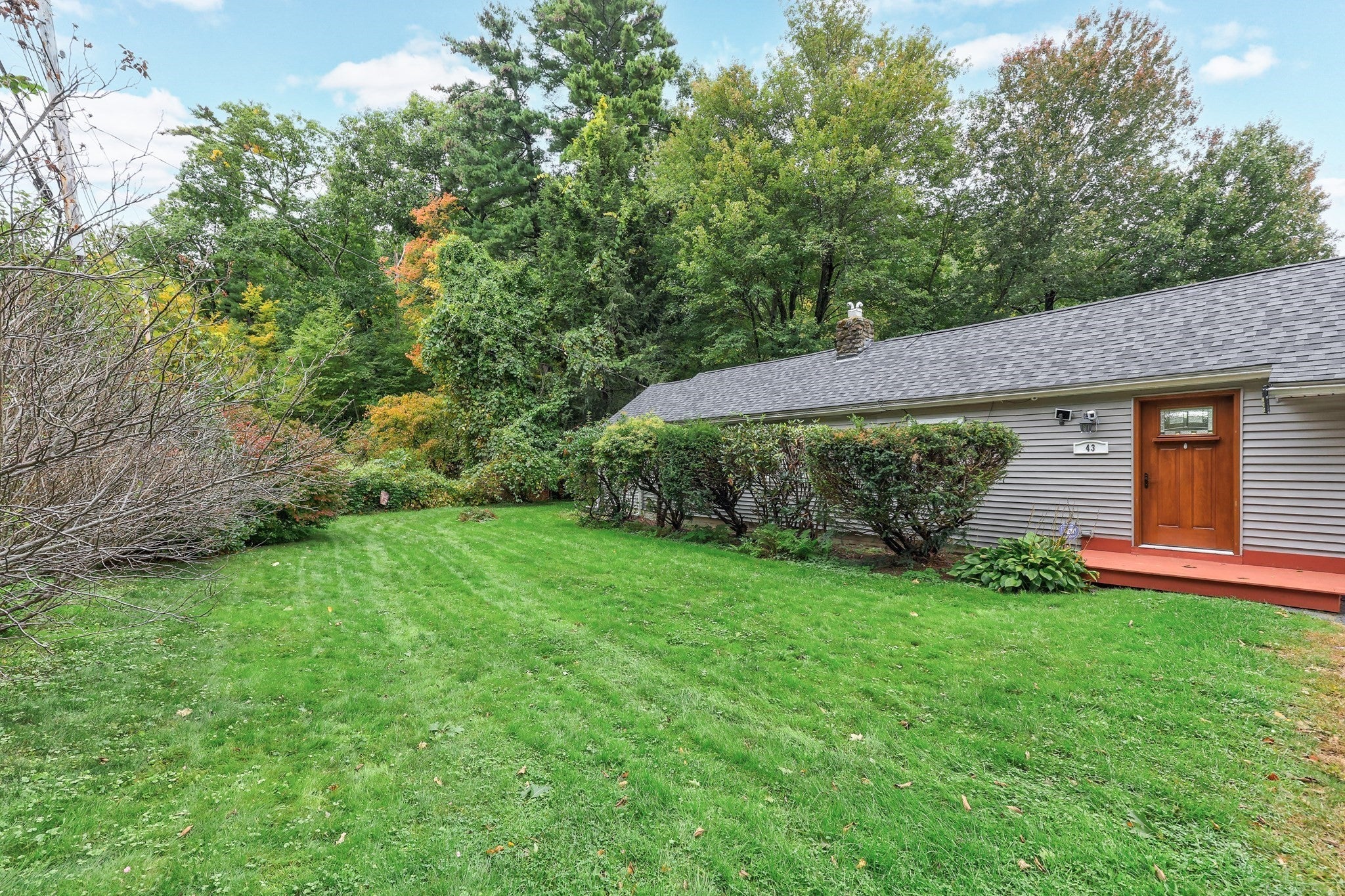 43 Mashapaug Rd, Holland, MA, 43 Mashapaug Rd, Holland, MA Photo #4