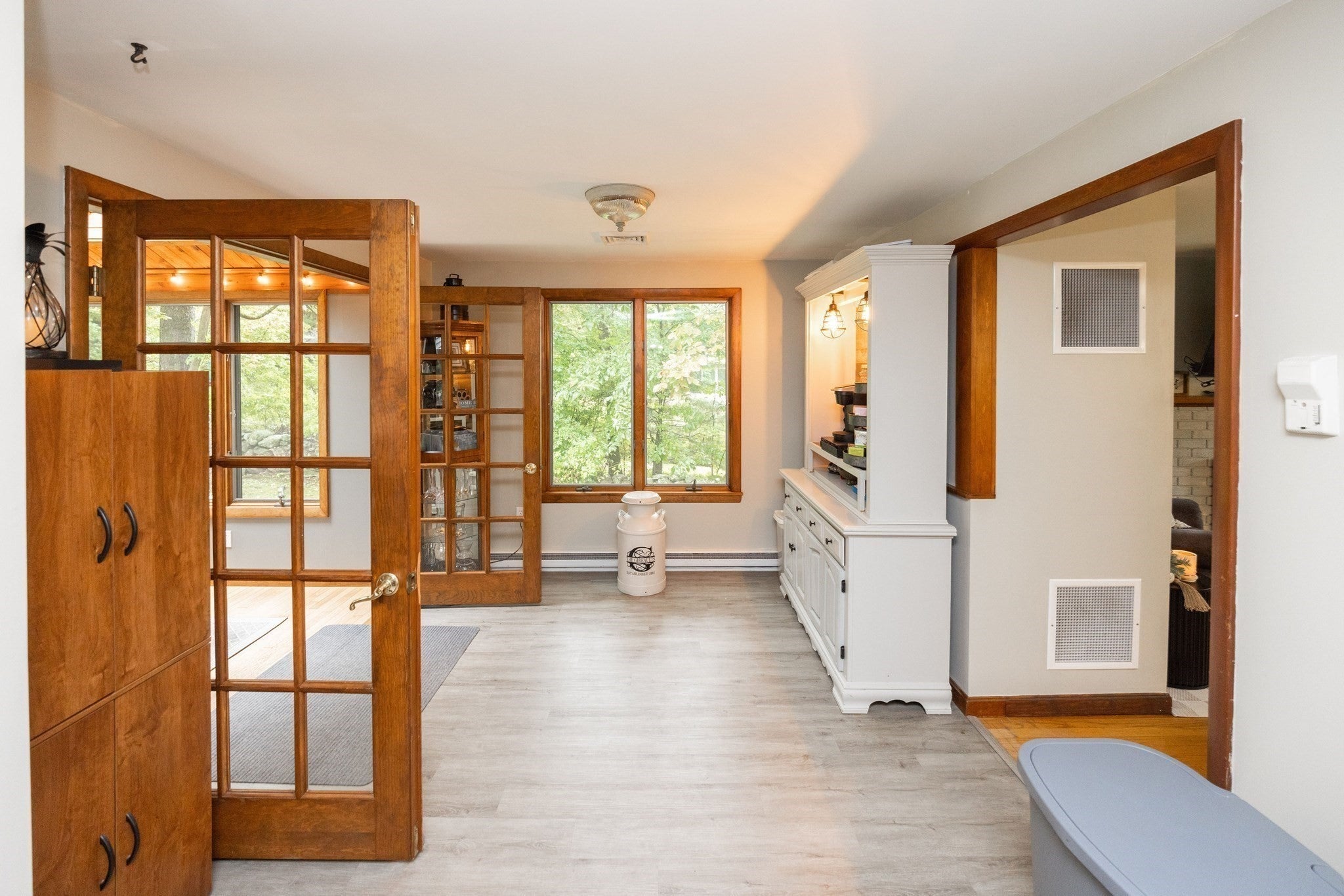 14 Old Village Rd, Sturbridge, MA Photo #9