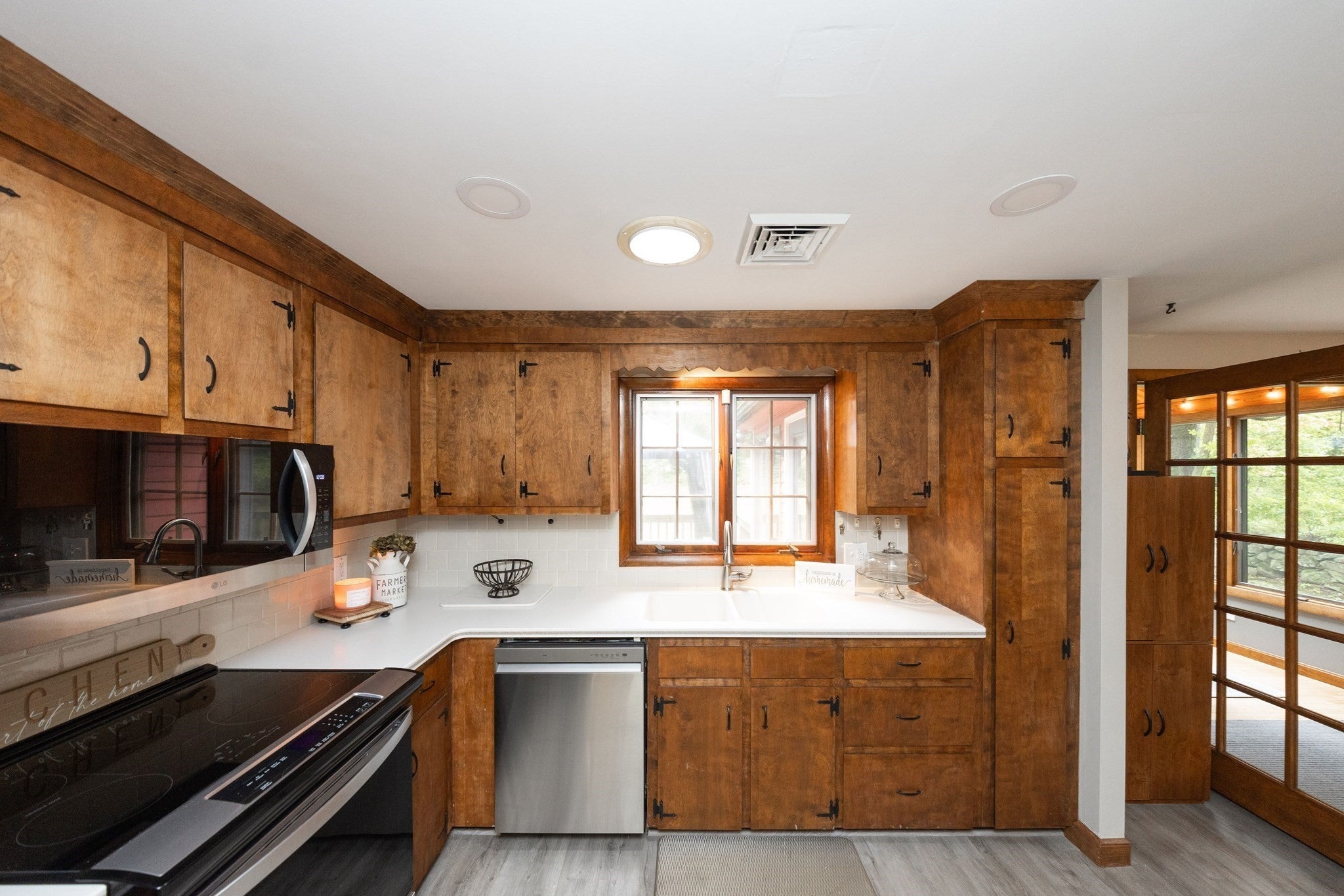 14 Old Village Rd, Sturbridge, MA Photo #7