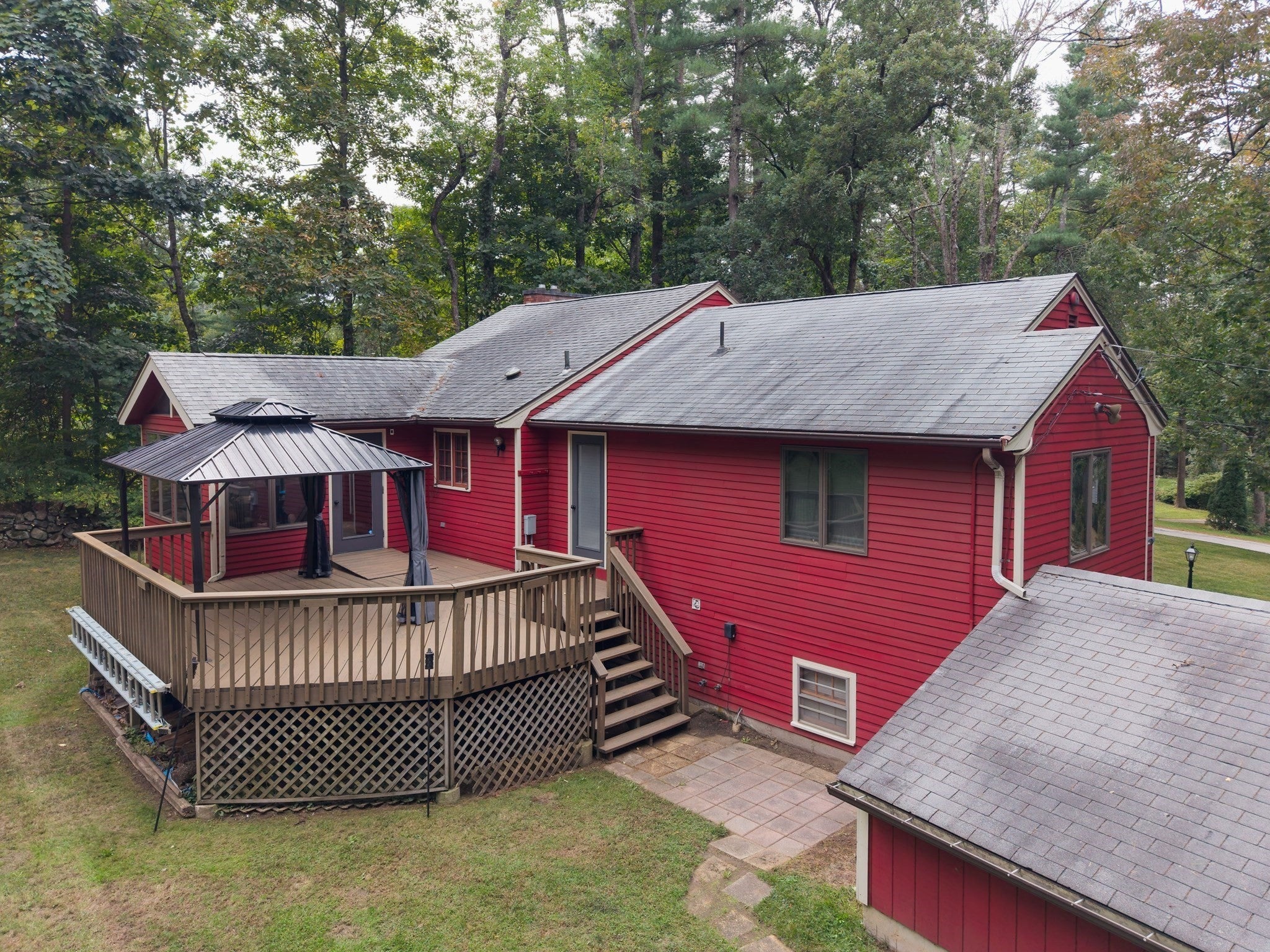 14 Old Village Rd, Sturbridge, MA Photo #5