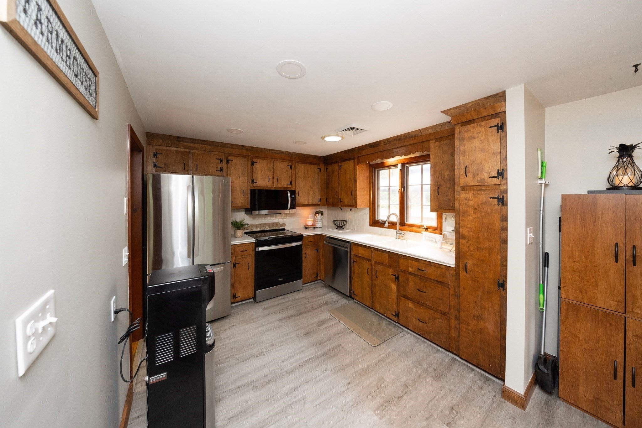 14 Old Village Rd, Sturbridge, MA Photo #8