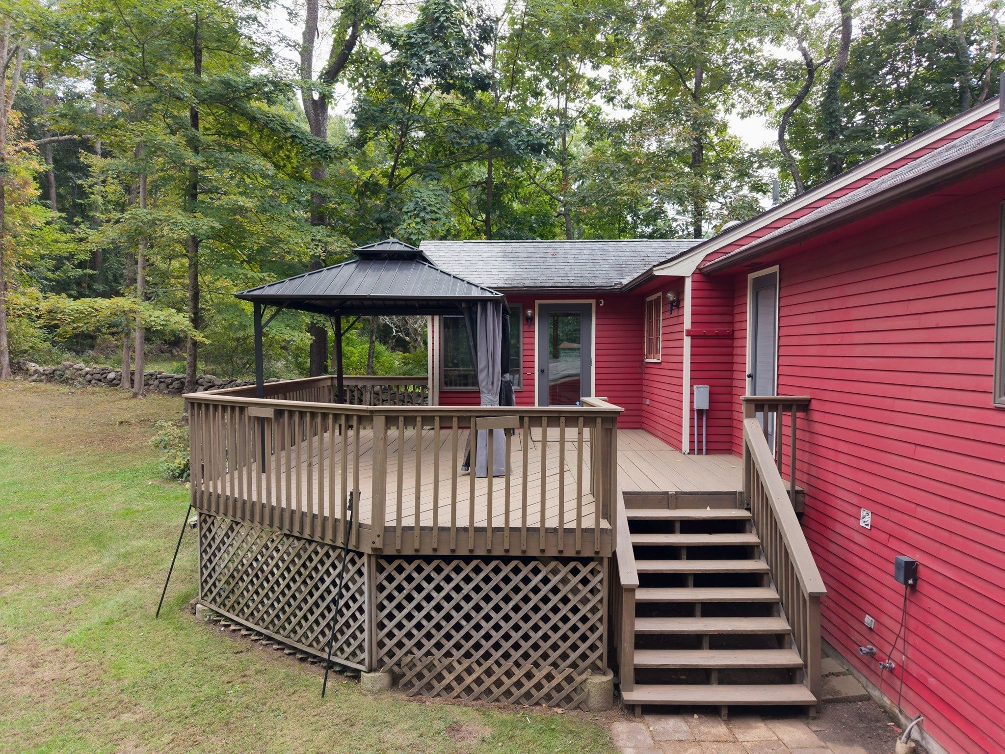 14 Old Village Rd, Sturbridge, MA Photo #4