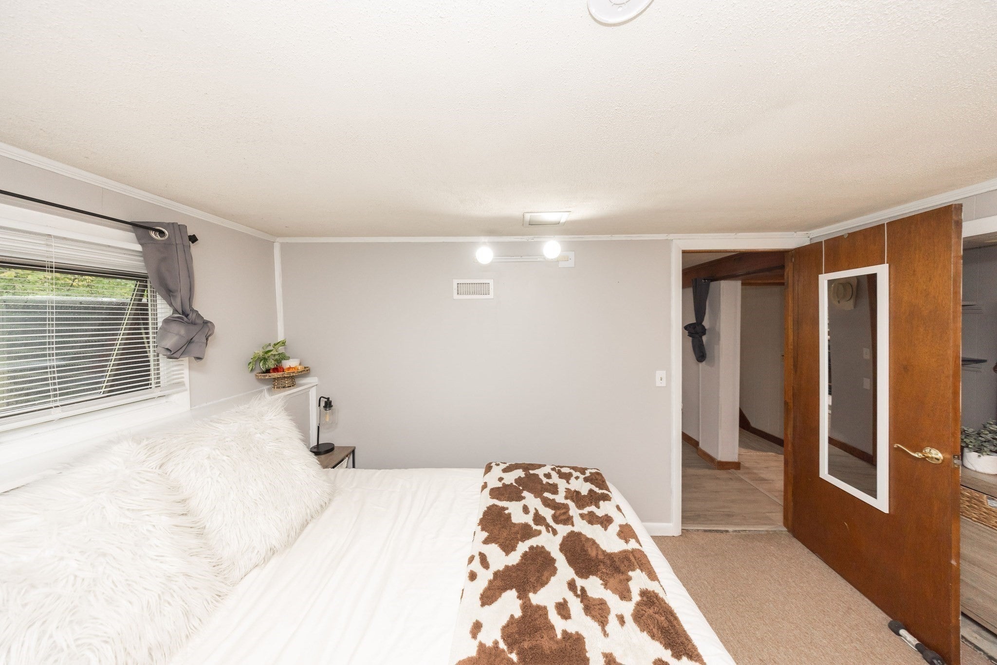 14 Old Village Rd, Sturbridge, MA Photo #30