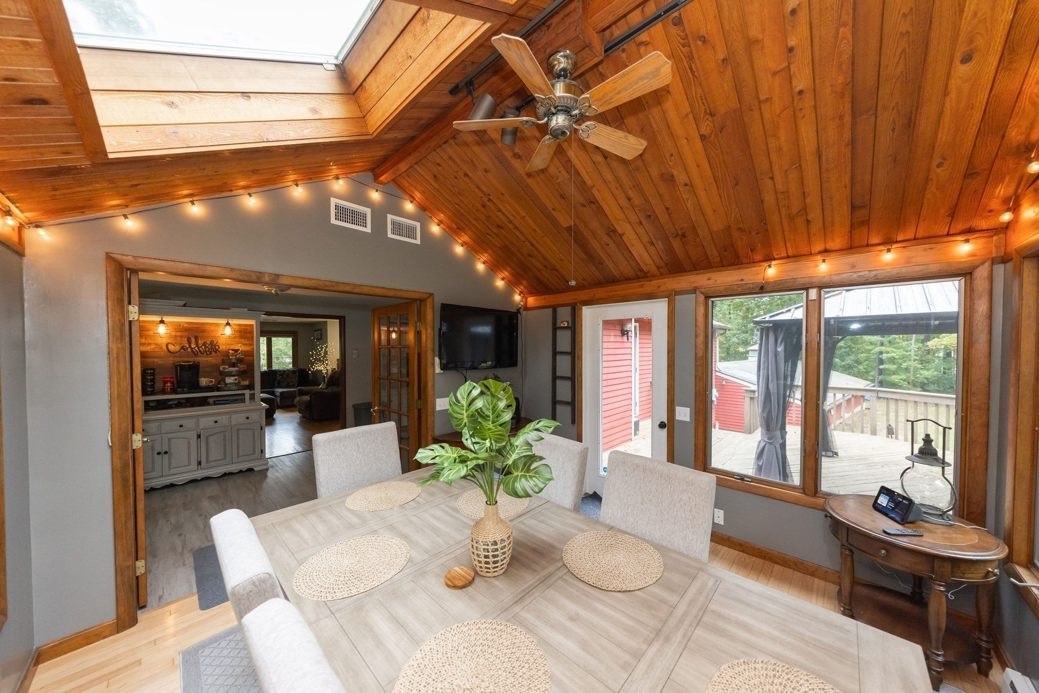 14 Old Village Rd, Sturbridge, MA Photo #12