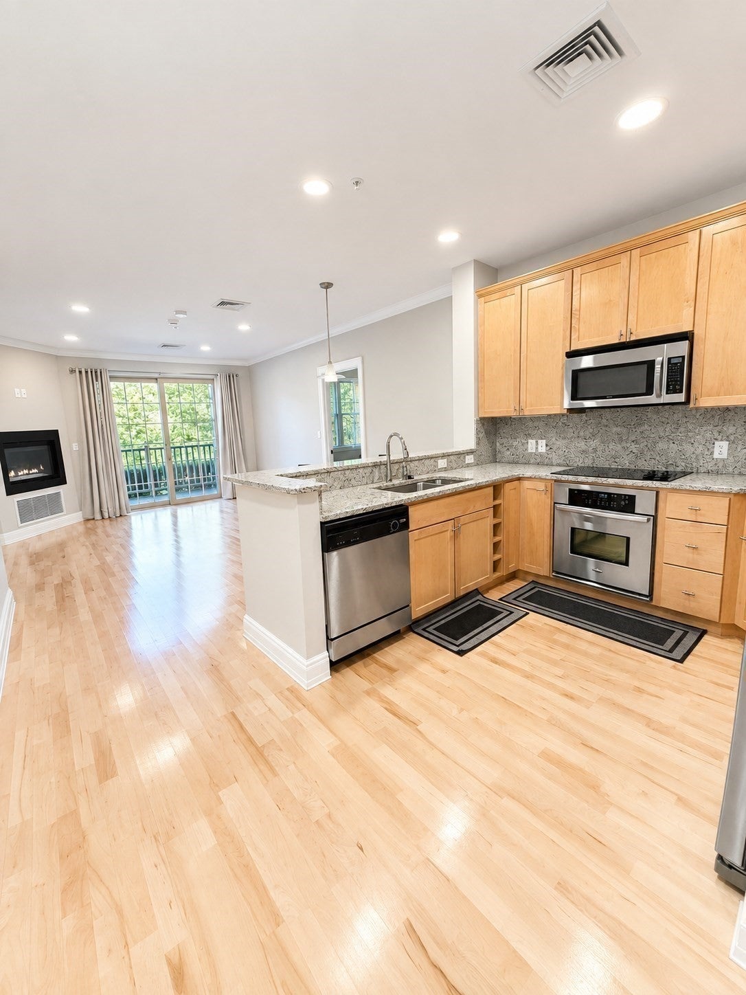 59 Walpole St 121