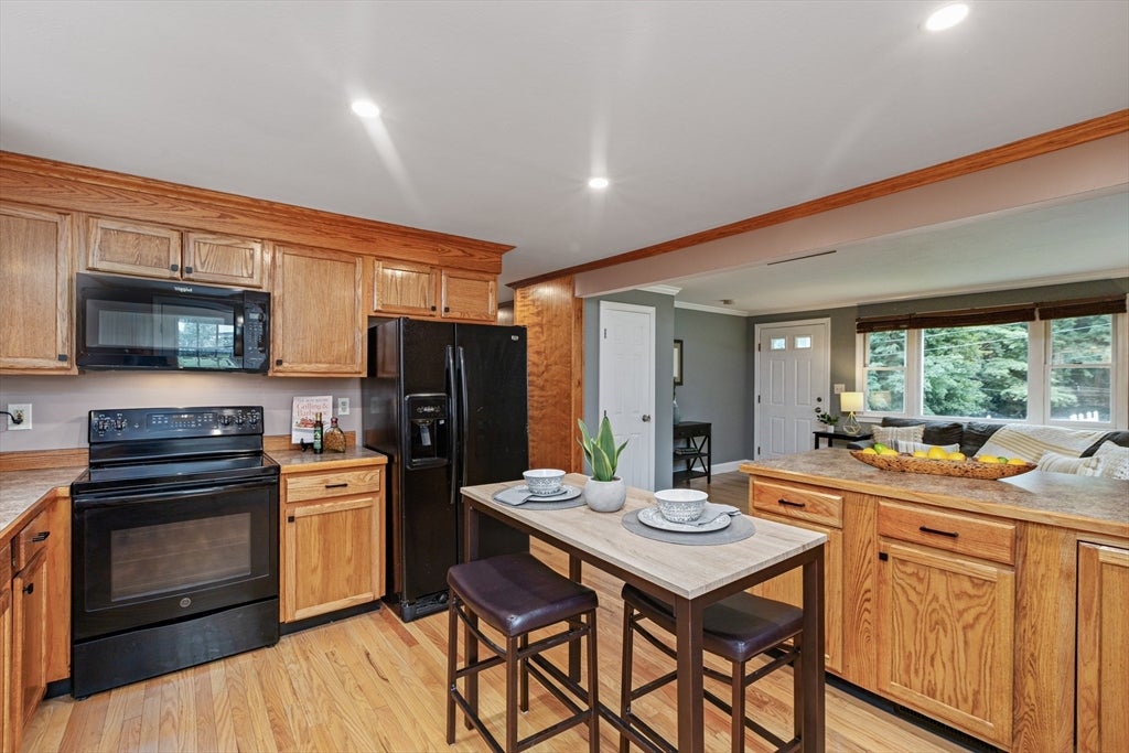 15 Amesbury St, Haverhill, MA Photo #8