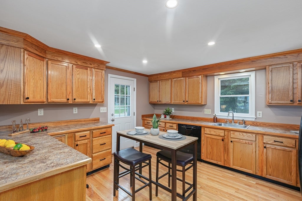15 Amesbury St, Haverhill, MA Photo #5