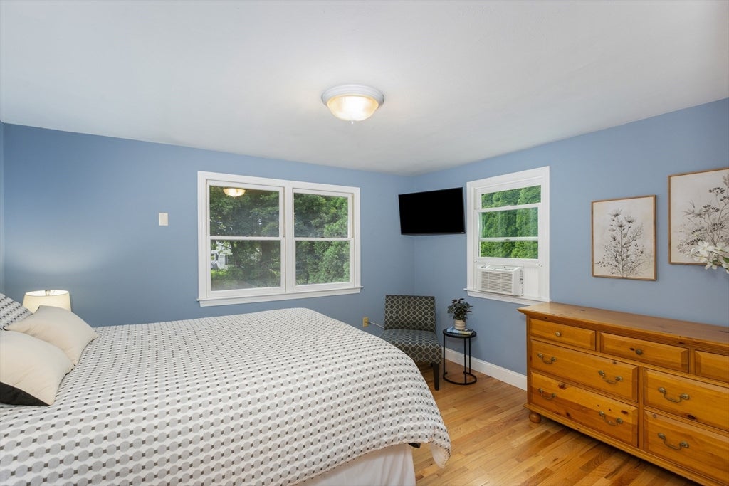 15 Amesbury St, Haverhill, MA Photo #12