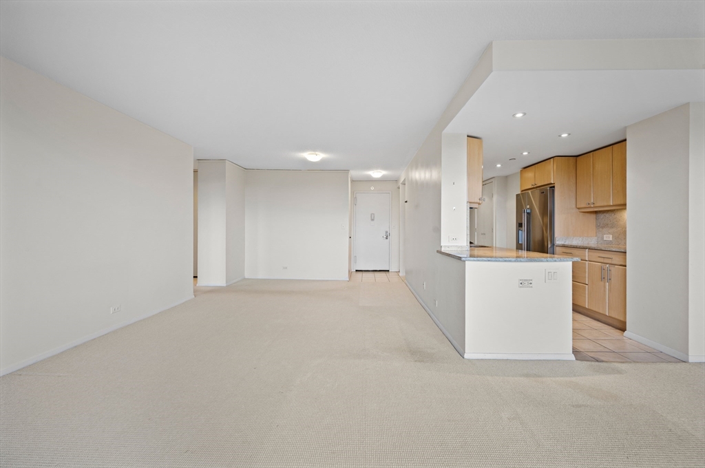 151 Tremont St 9N