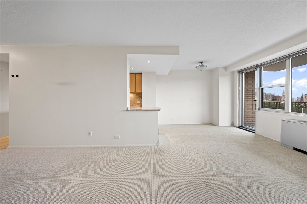 151 Tremont St 9N
