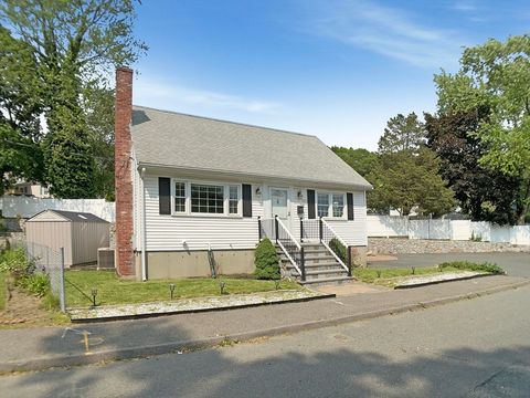 217 Cedar Brook Rd Lynn MA 01904