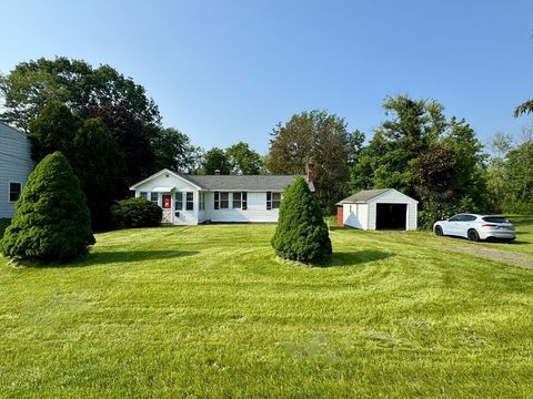105 Crane Ave Pittsfield MA 01201
