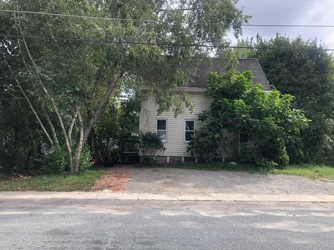 96 Cherry St Whitman MA 02382