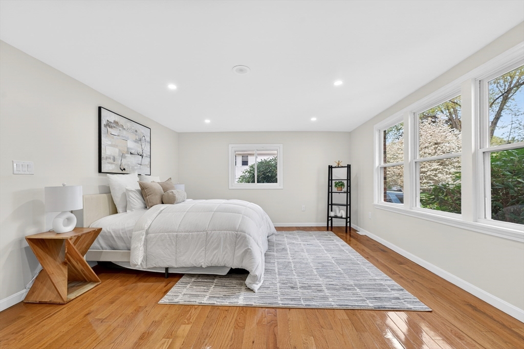 6 Sunset Dr, Randolph, MA Photo #19