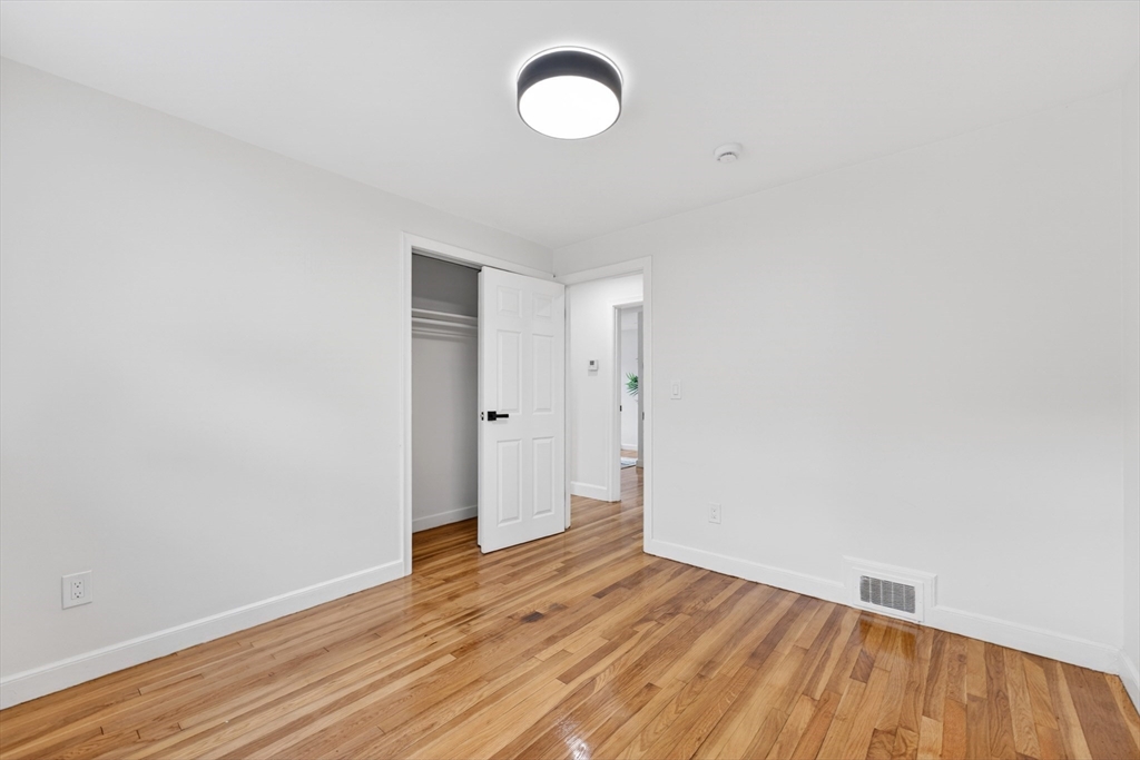 6 Sunset Dr, Randolph, MA Photo #28