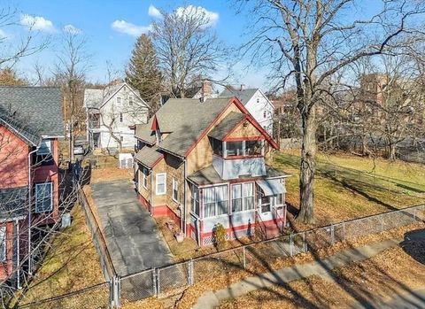 Photo of 118 Quincy St, Springfield, MA 01109 (MLS # 73476869)