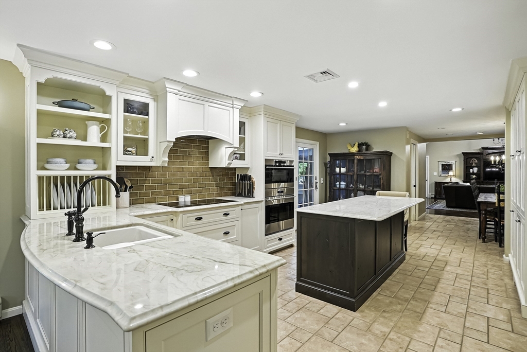 9 Oak Hill Road