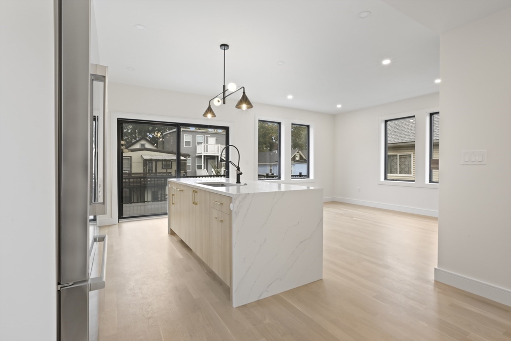 14 Bonair St 14