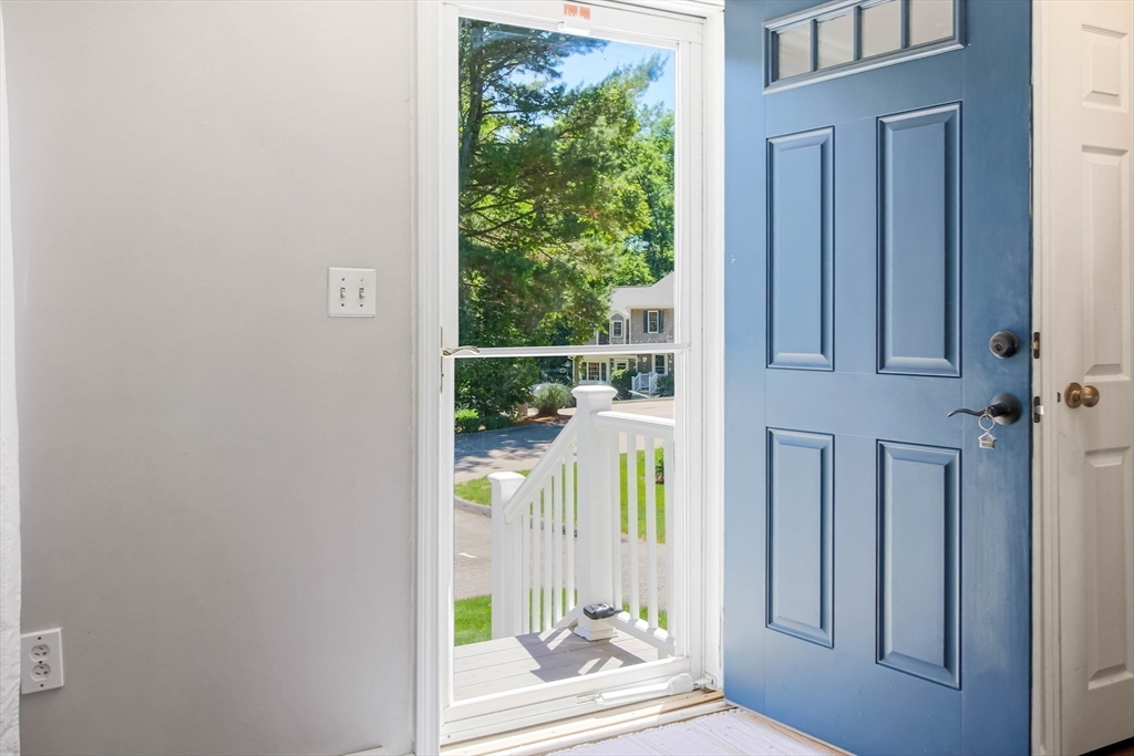 14 Benjamin's Landing Ln 14