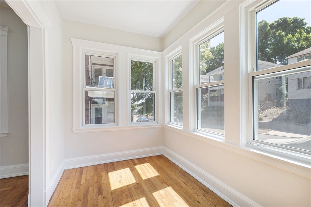 Boston, Massachusetts 02126, United States, 6 Bedrooms Bedrooms, ,2 BathroomsBathrooms,Residential,Pending,110316