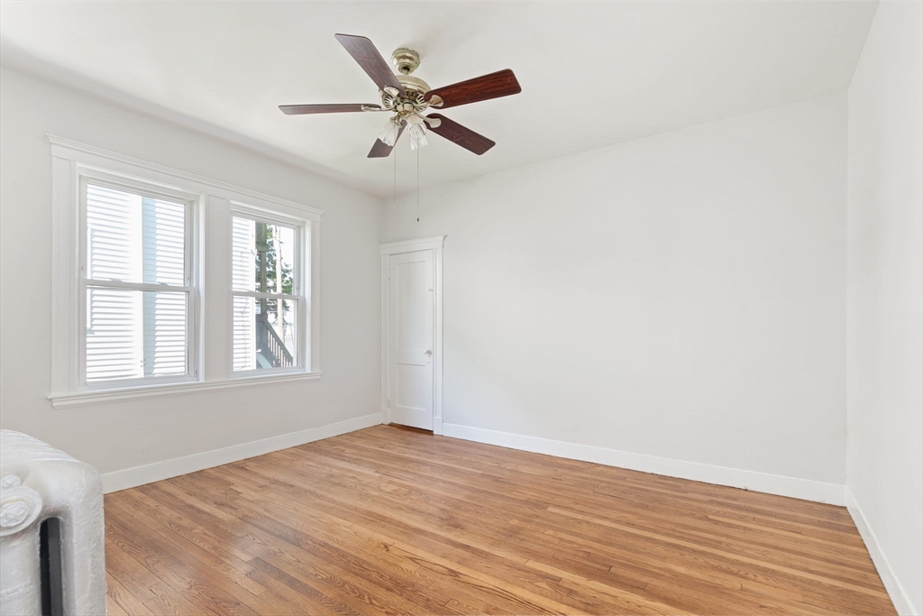 Boston, Massachusetts 02126, United States, 6 Bedrooms Bedrooms, ,2 BathroomsBathrooms,Residential,Pending,110316