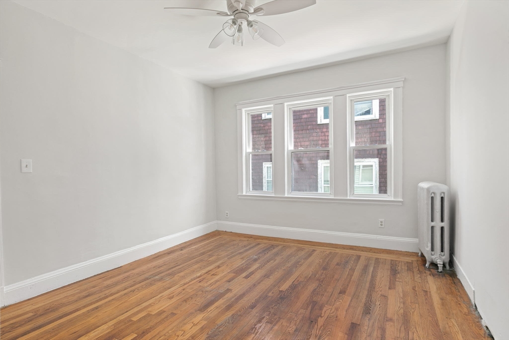 Boston, Massachusetts 02126, United States, 6 Bedrooms Bedrooms, ,2 BathroomsBathrooms,Residential,Pending,110316