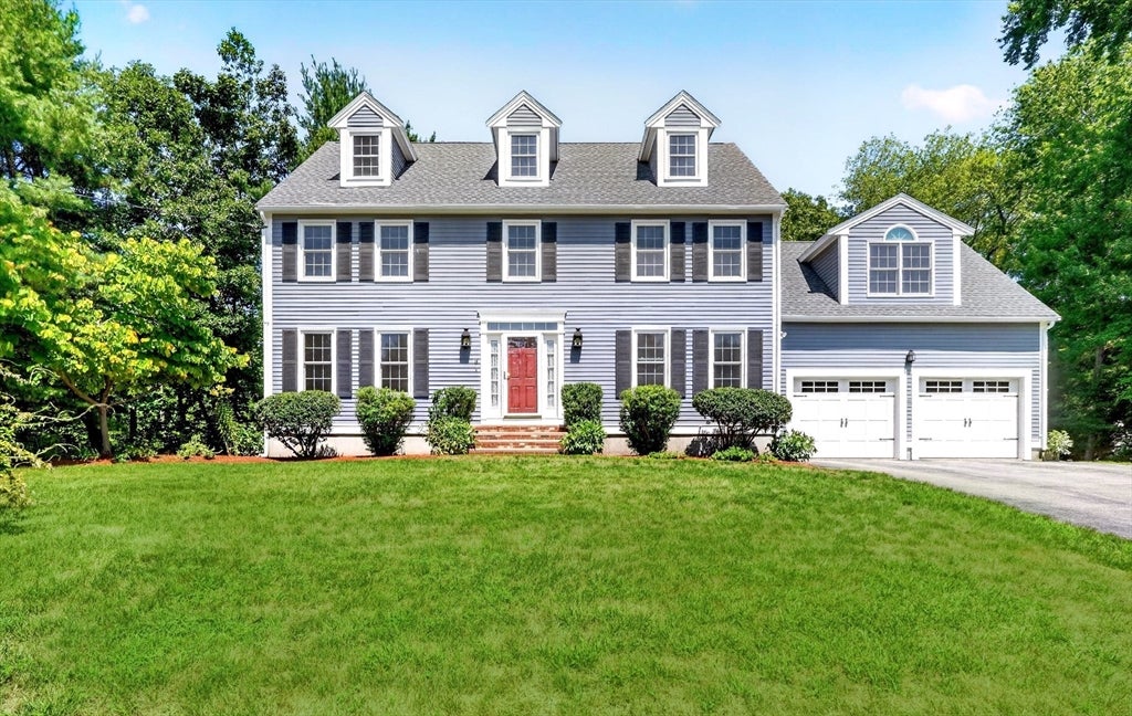 8 Saddle Way, Walpole, MA Photo #1