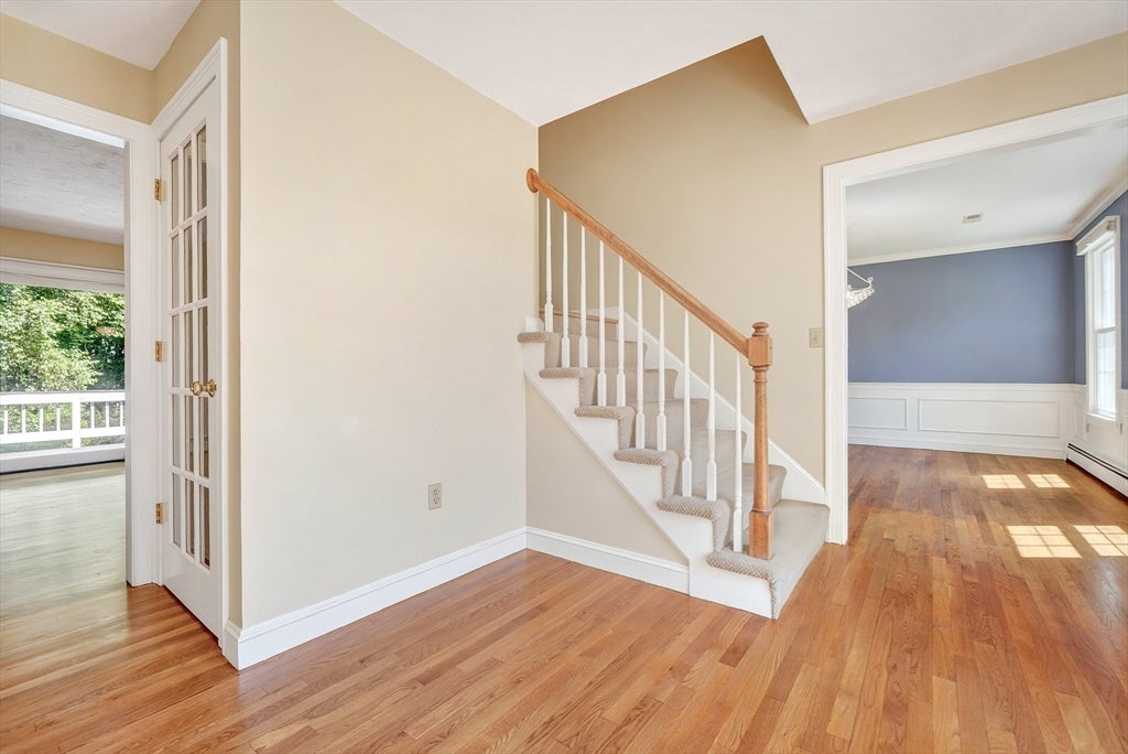 8 Saddle Way, Walpole, MA Photo #16