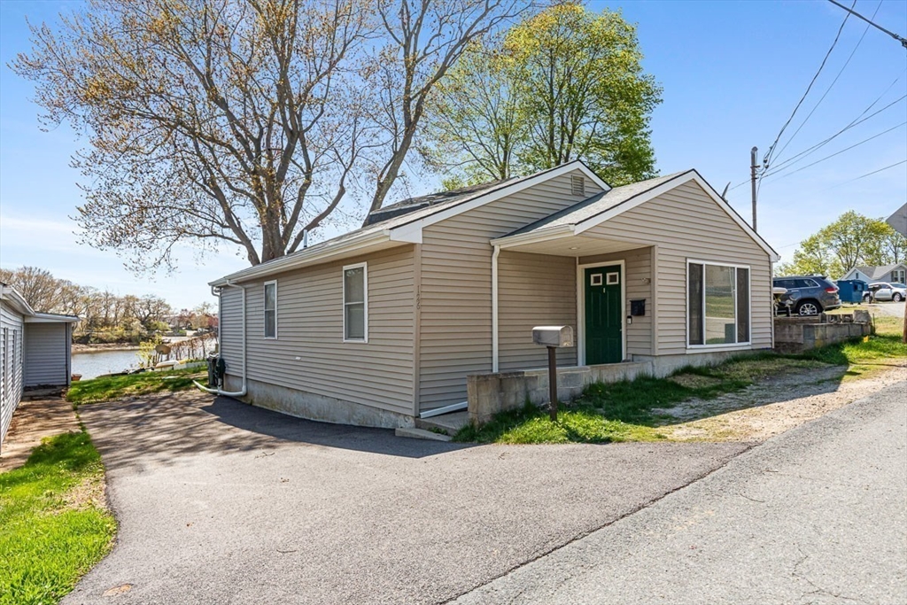 126 Ocean View Ave