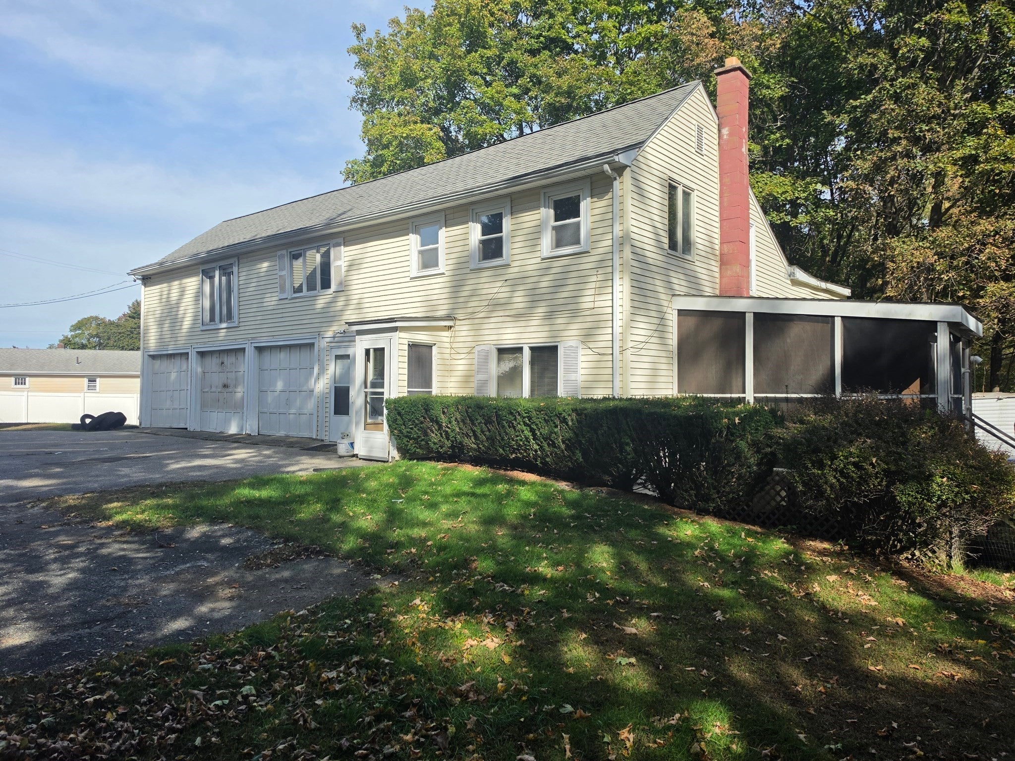 1888 Mendon Rd, Woonsocket, RI, 1888 Mendon Rd, Woonsocket, RI Photo #3