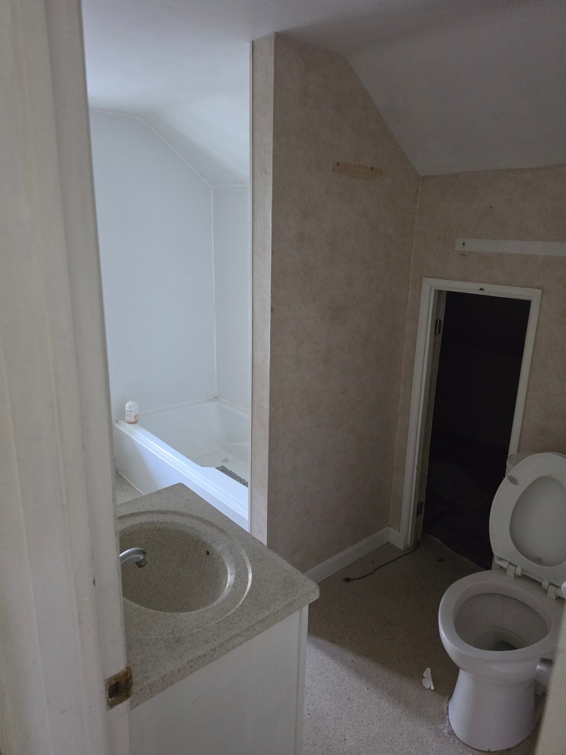 1888 Mendon Rd, Woonsocket, RI, 1888 Mendon Rd, Woonsocket, RI Photo #13