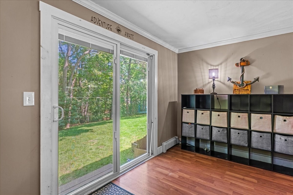 19 Forest Road