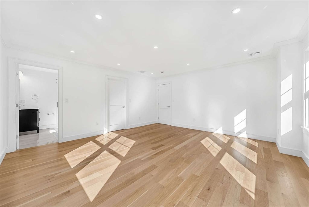 311 Dedham Avenue #311, Needham, MA, 311 Dedham Avenue #311, Needham, MA Photo #15