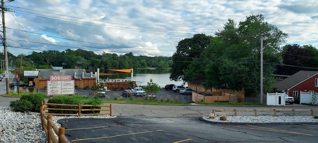 505 Middlesex Turnpike 11 & 12