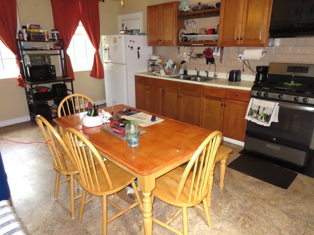 7 Fottler RD, Boston, MA, 7 Fottler RD, Boston, MA Photo #12