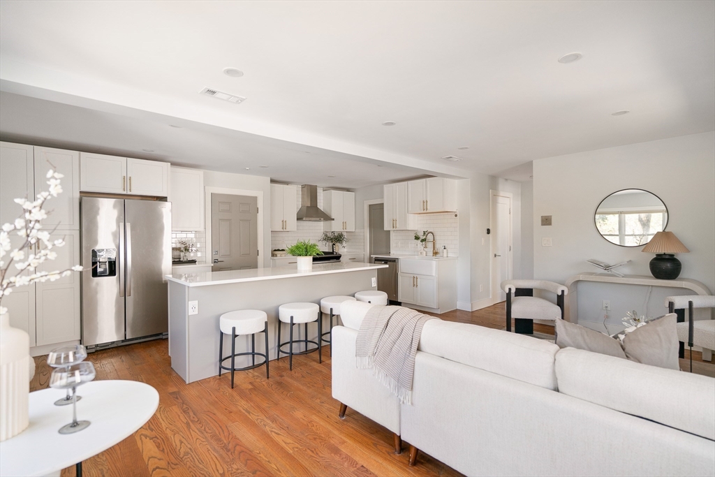 31 Harrison St B