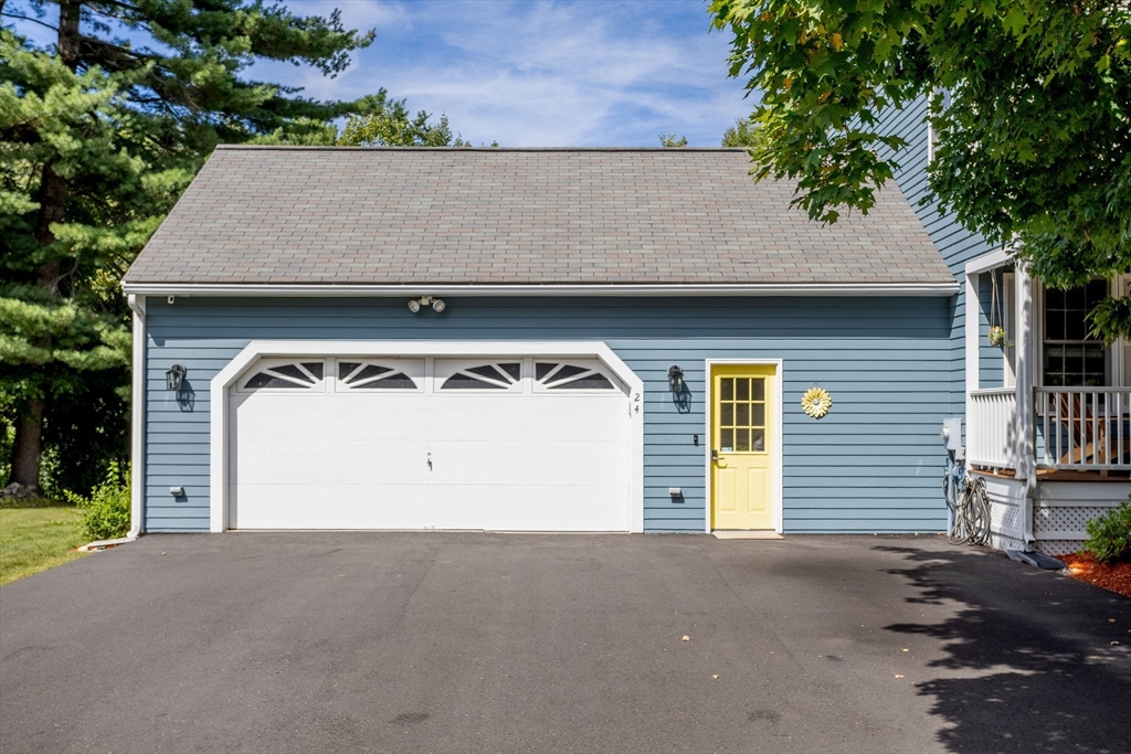 24 Starling Way