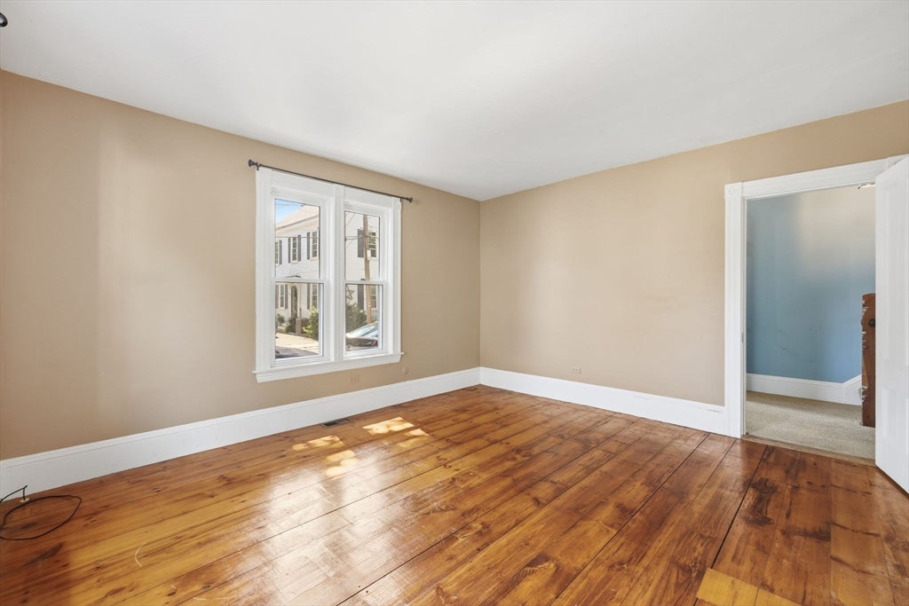 16 Collins St, Newburyport, MA, 16 Collins St, Newburyport, MA Photo #4