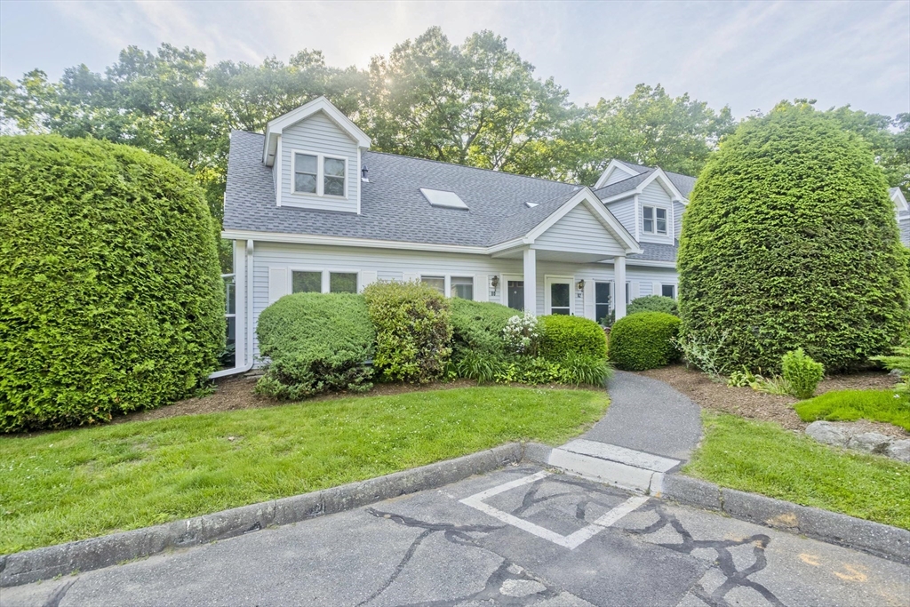 80 Pines Edge Dr 80