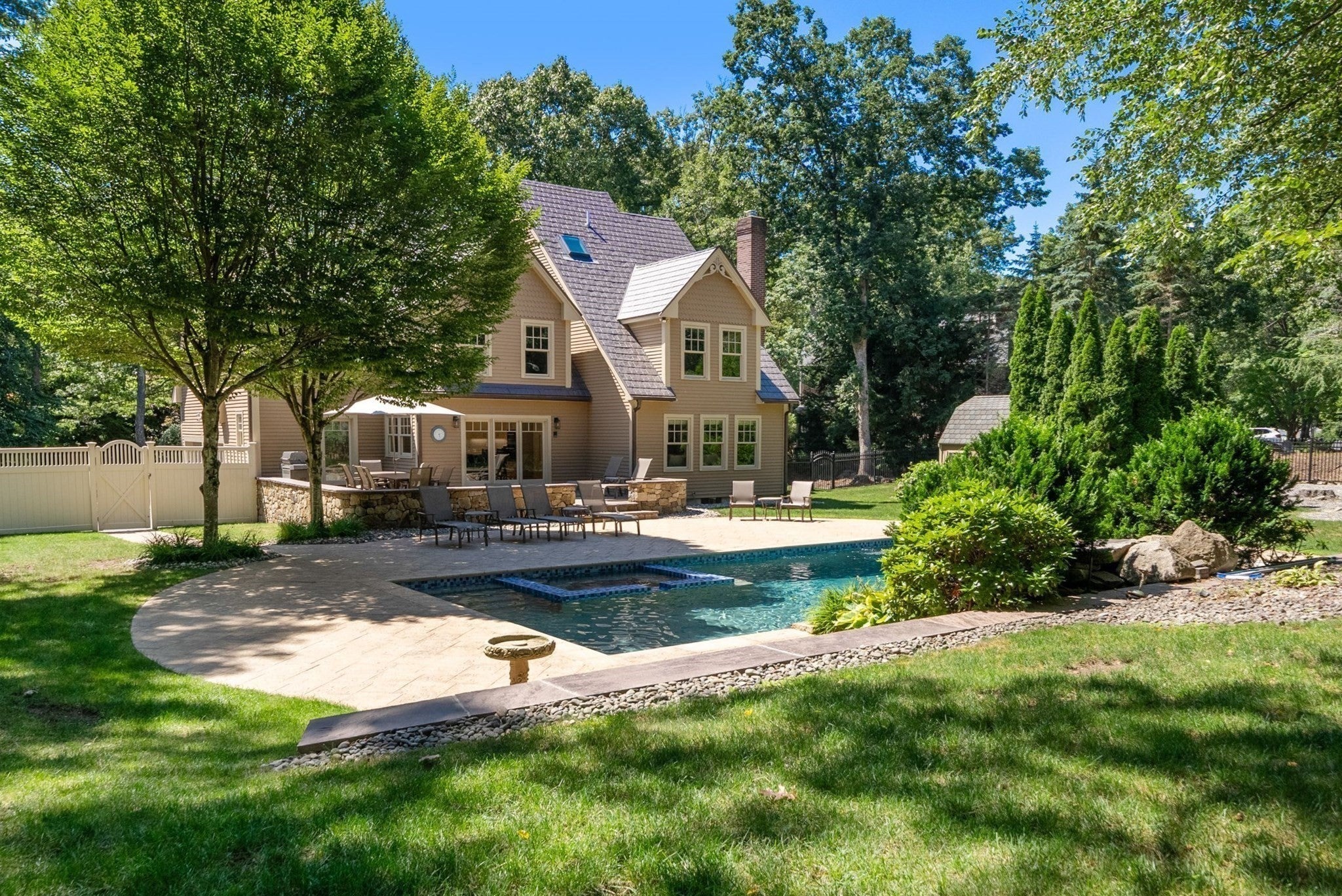 5 Queen Anne Rd, Hopkinton, MA, 5 Queen Anne Rd, Hopkinton, MA Photo #3