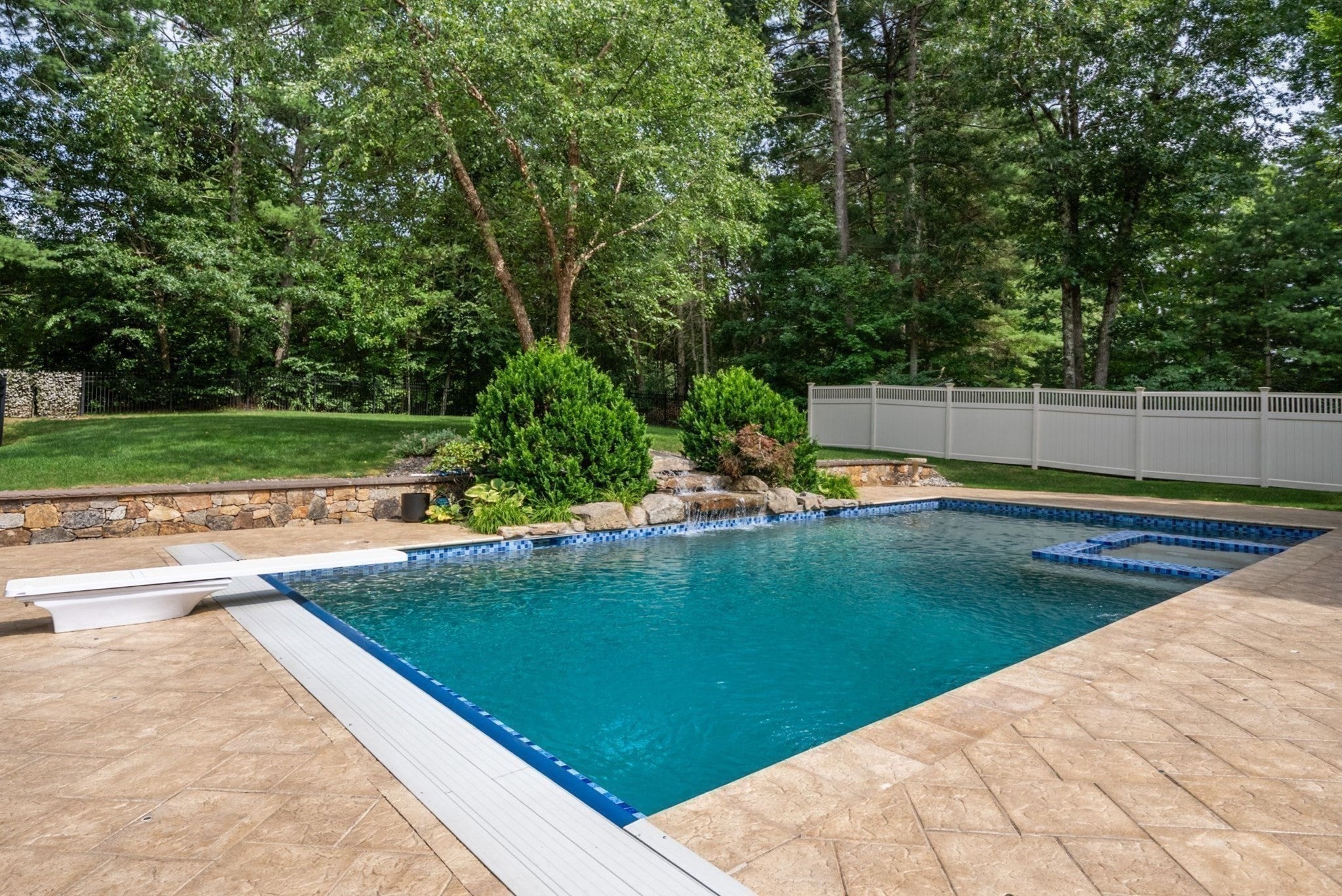 5 Queen Anne Rd, Hopkinton, MA, 5 Queen Anne Rd, Hopkinton, MA Photo #33