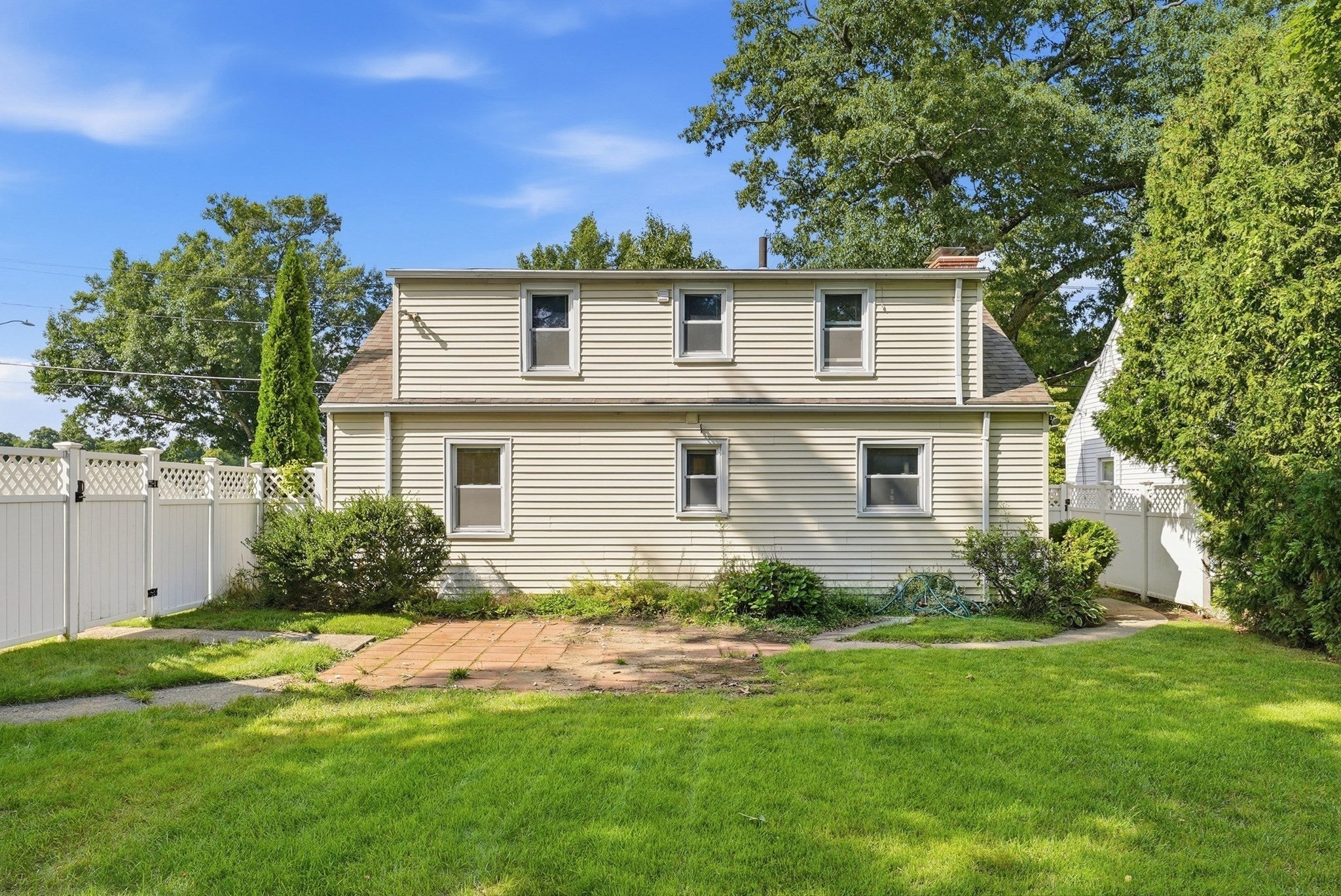 401 Kings Hwy, West Springfield, MA Photo #36