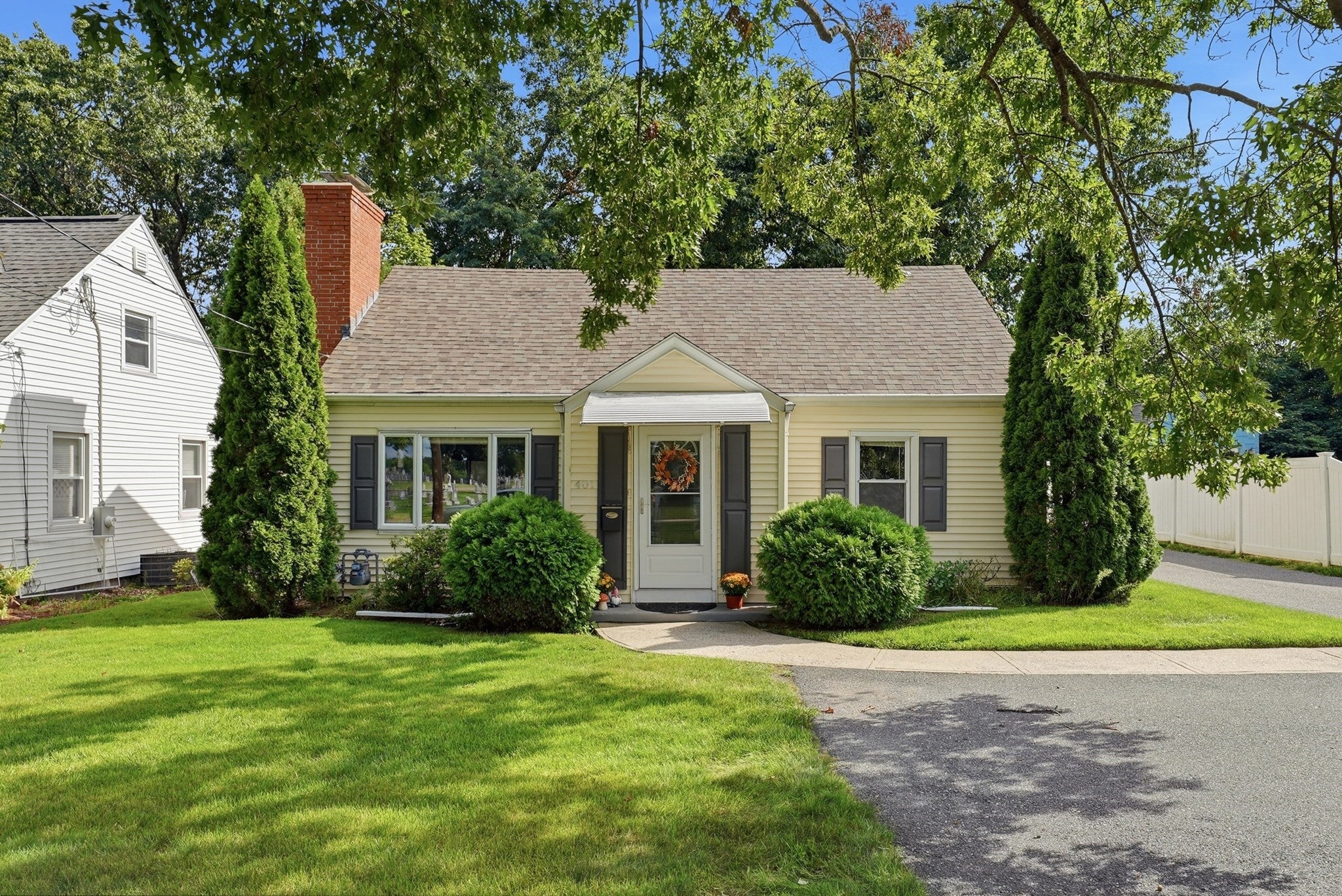 401 Kings Hwy, West Springfield, MA Photo #1