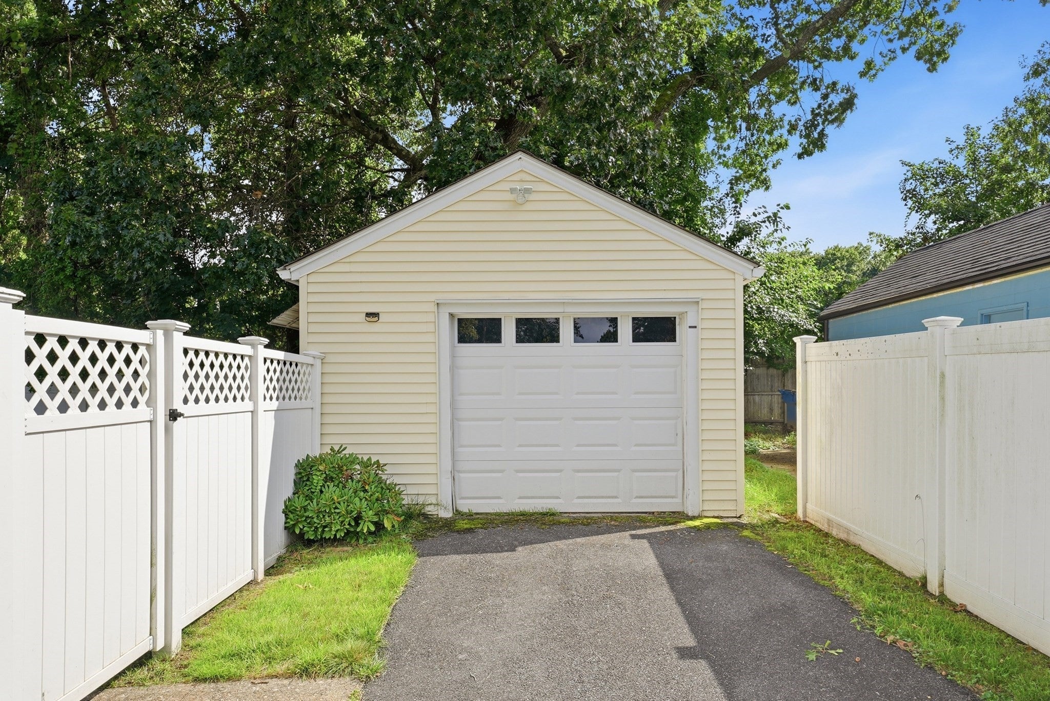 401 Kings Hwy, West Springfield, MA Photo #35