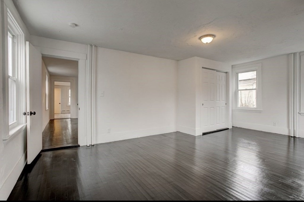 60 Sanford St